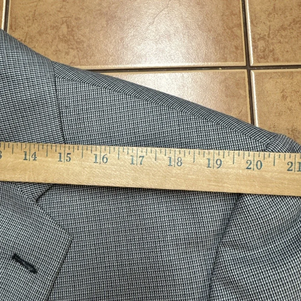 Stafford Blazer Sport Coat Sz 48L Classic Fit Check Gray Jacket Sport Coat